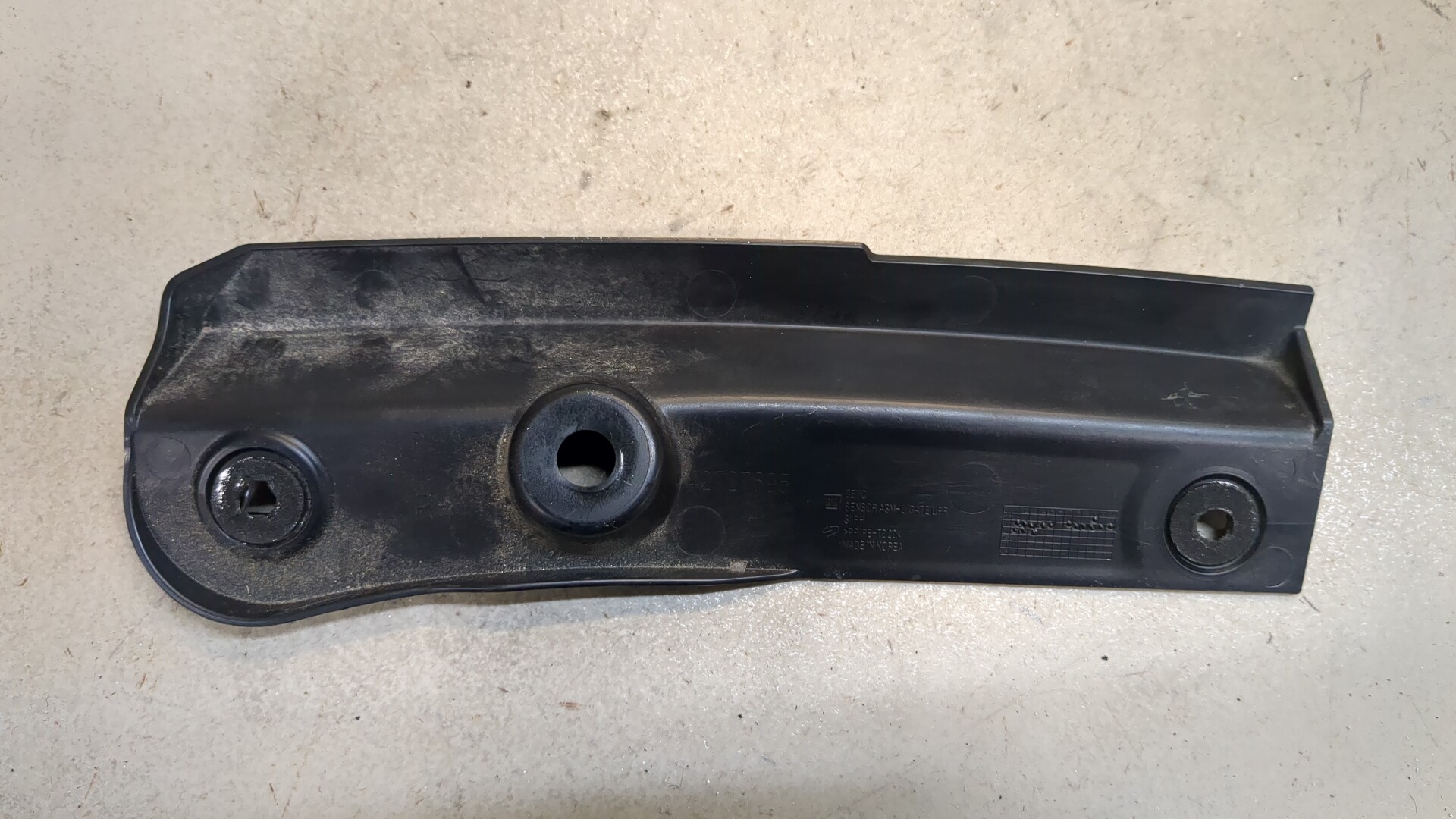 Планка под фонарь правая