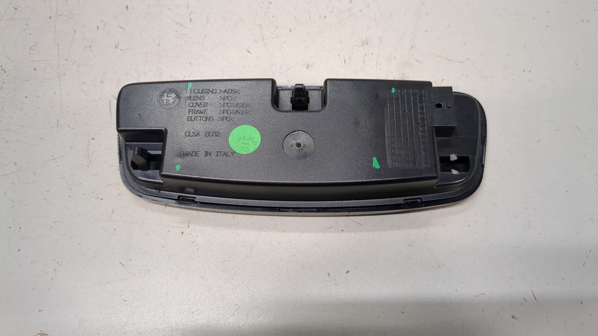 Плафон салонный