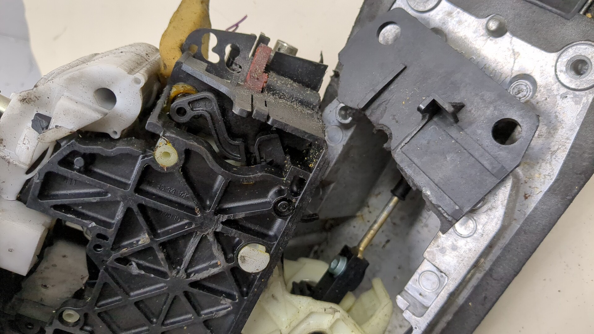 Кулиса МКПП / АКПП