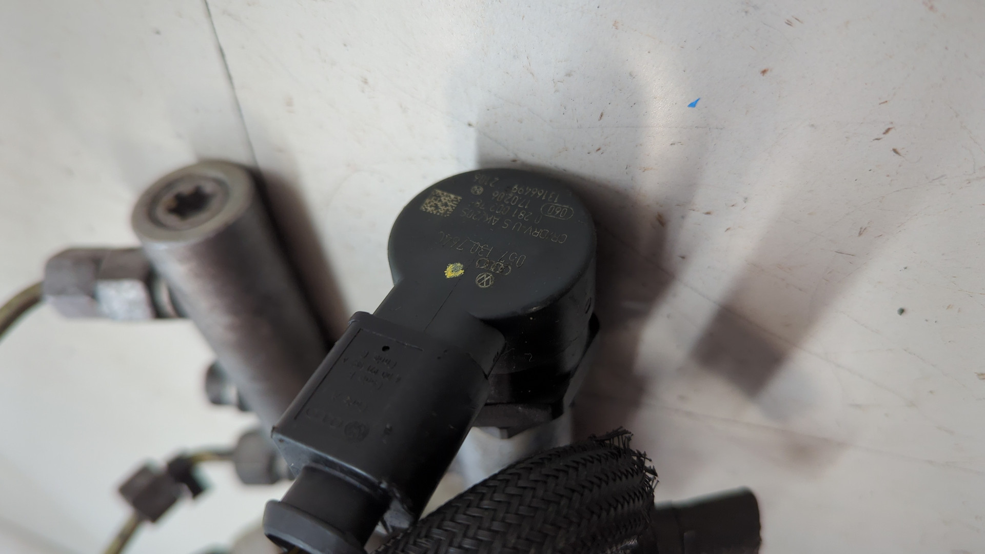 Рейка топливная (рампа)