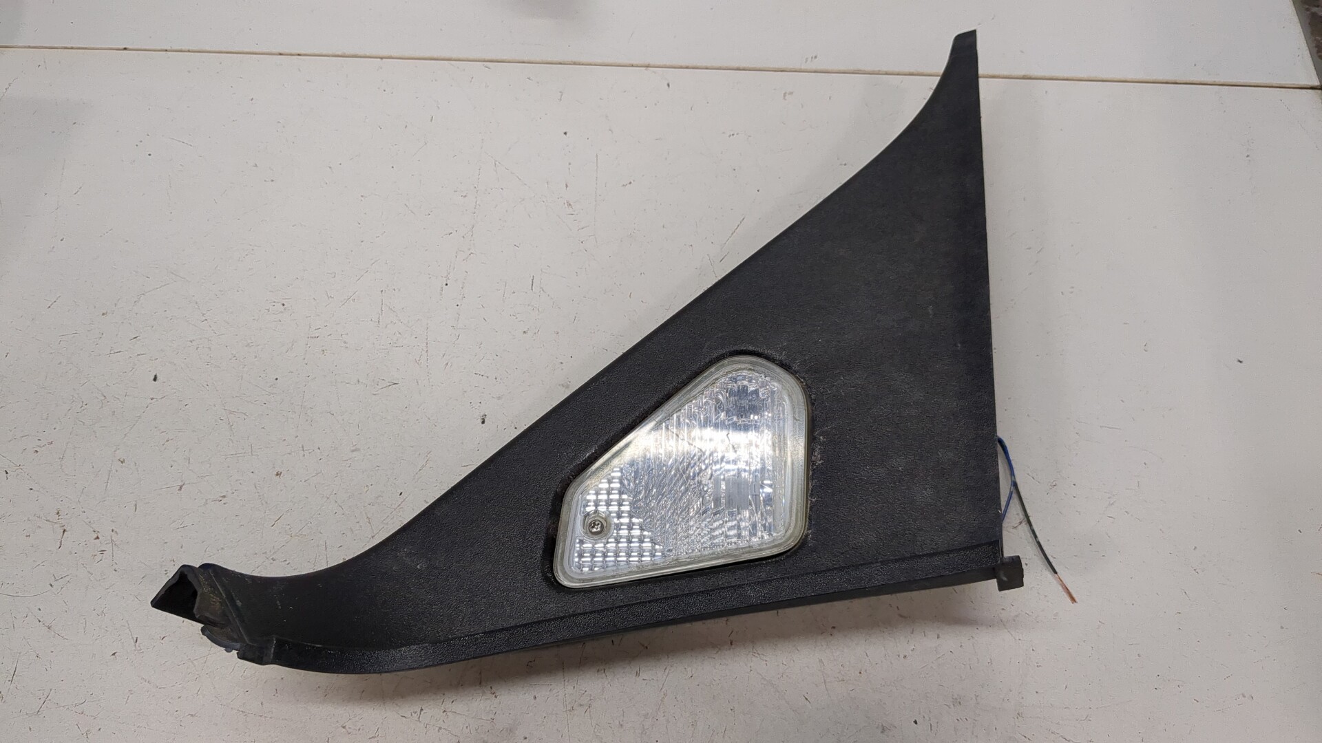 Плафон салонный