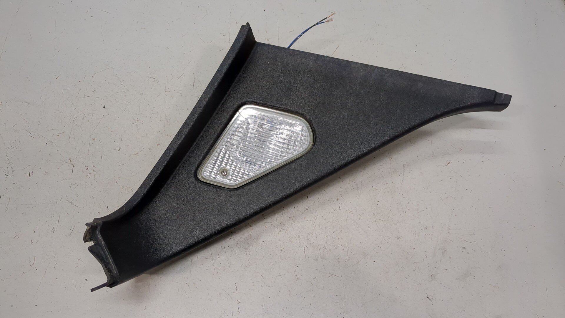 Плафон салонный