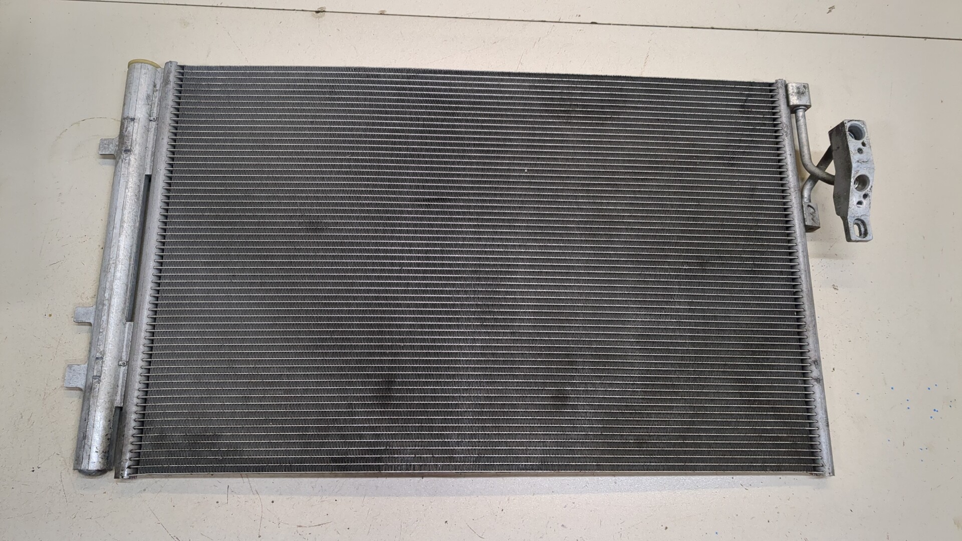 Радиатор кондиционера / конденсер