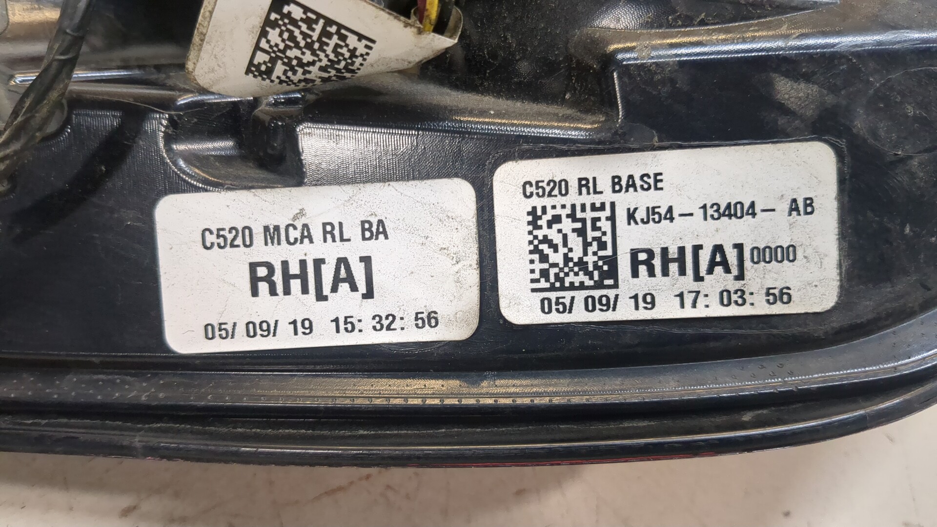 Фонарь задний правый