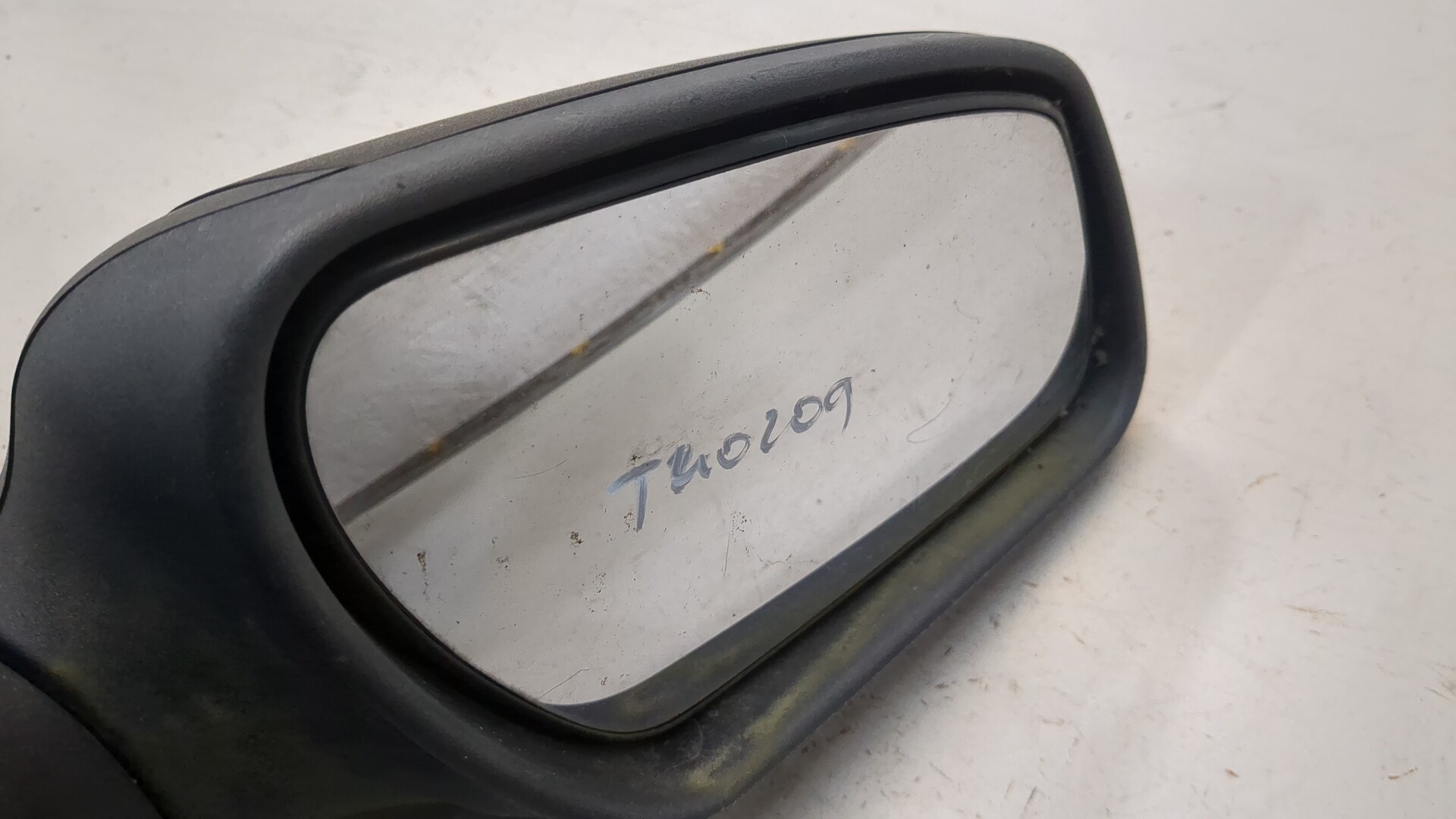 Зеркало правое электрическое