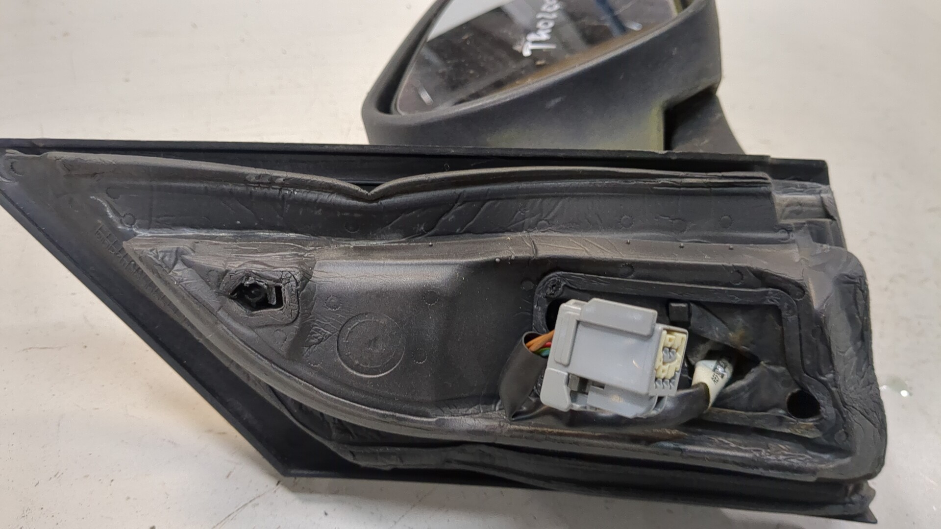 Зеркало правое электрическое