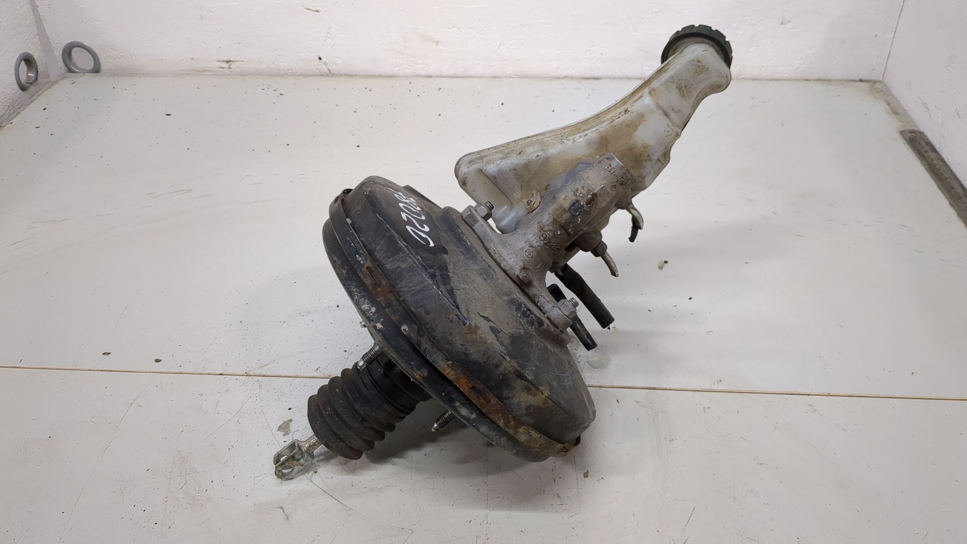 Цилиндр тормозной главный