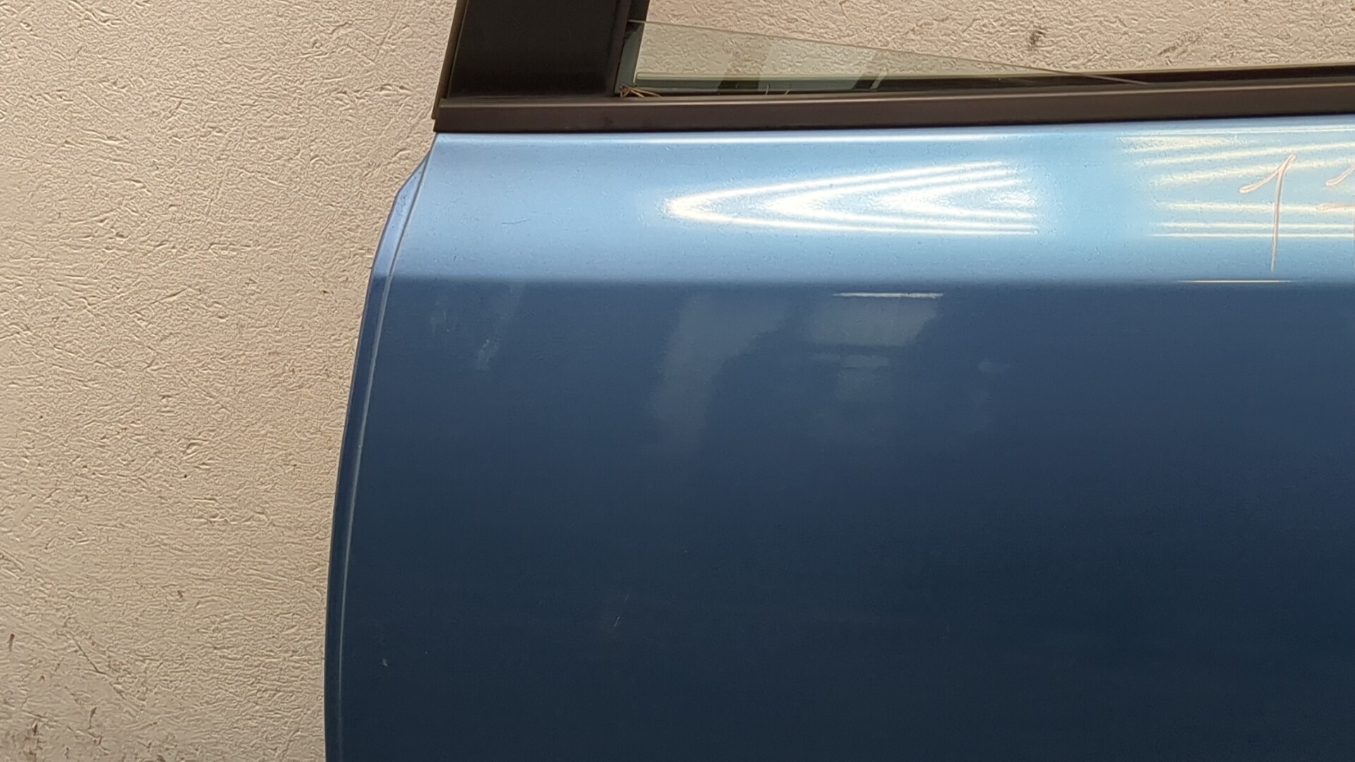 Дверь задняя левая