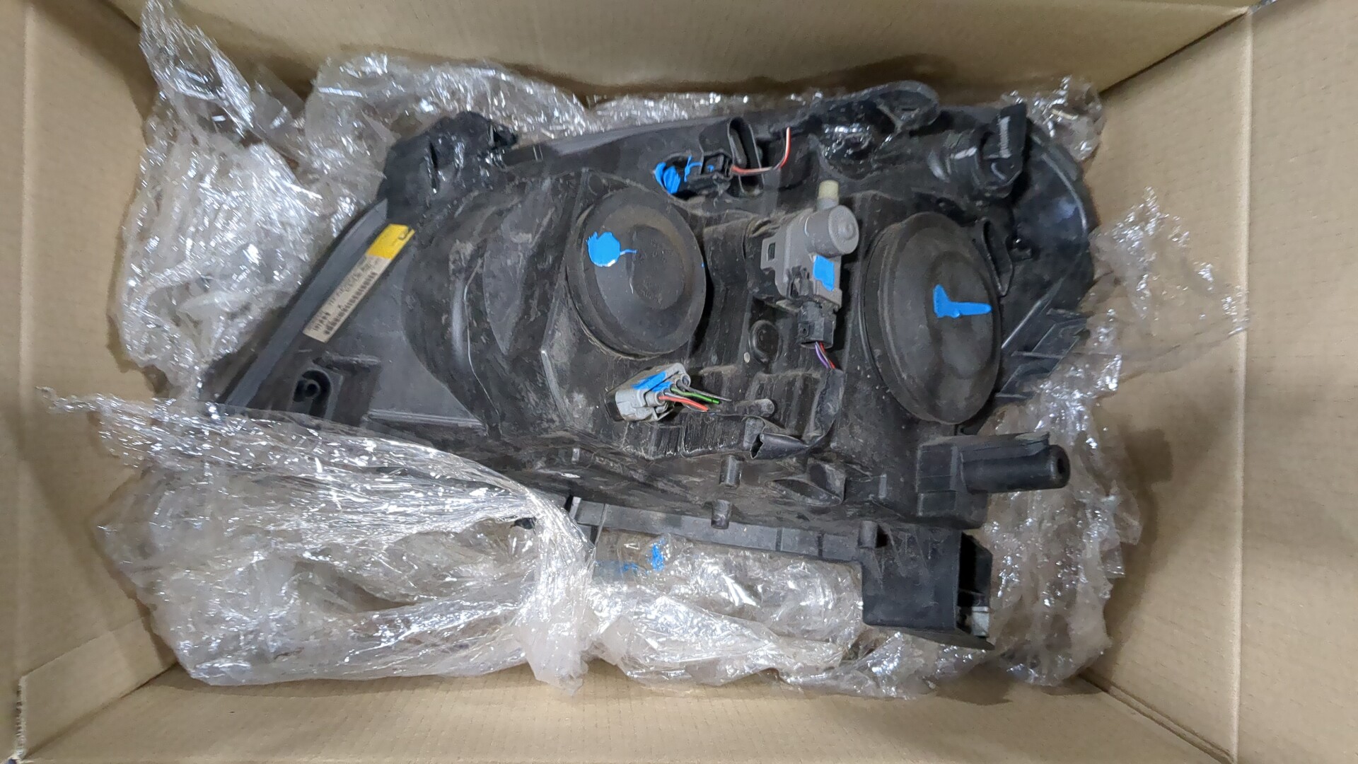 Фара правая