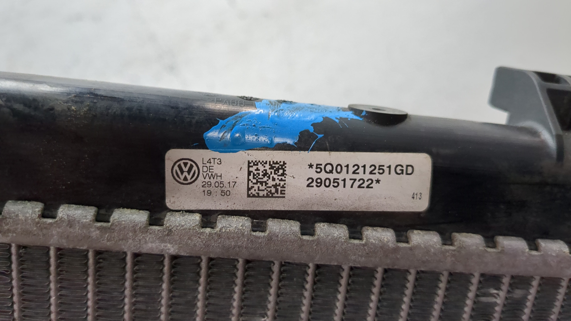 Радиатор охлаждения двигателя основной