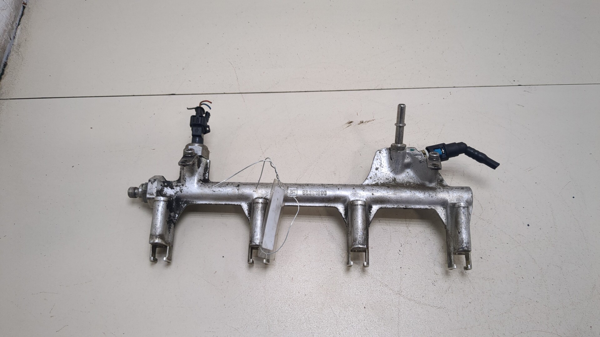 Рейка топливная (рампа)