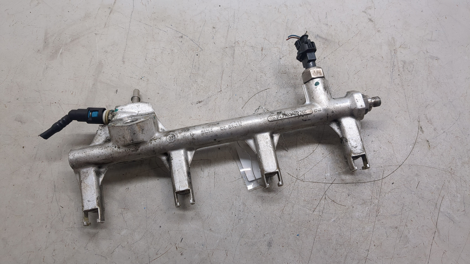 Рейка топливная (рампа)