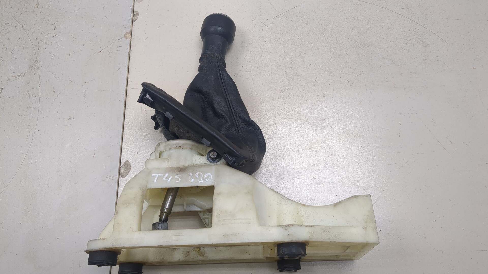 Кулиса МКПП / АКПП