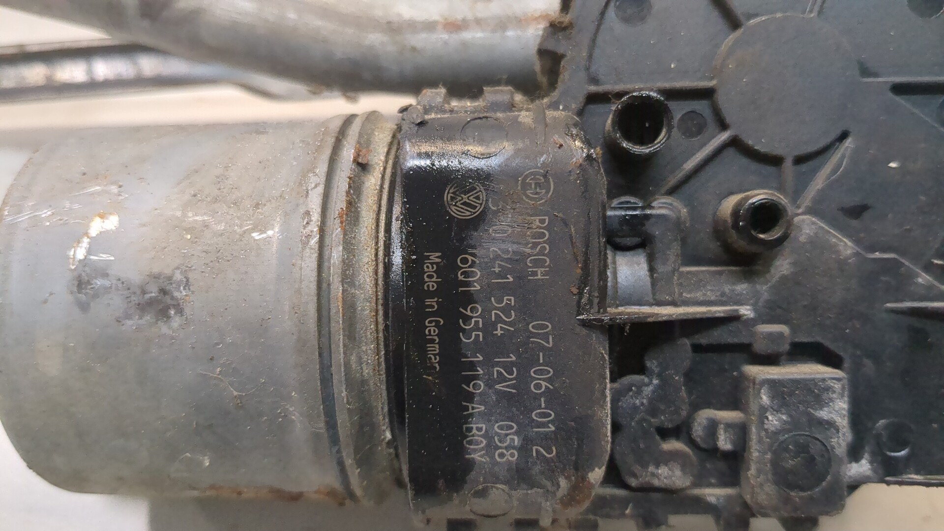 Трапеция стеклоочистителей