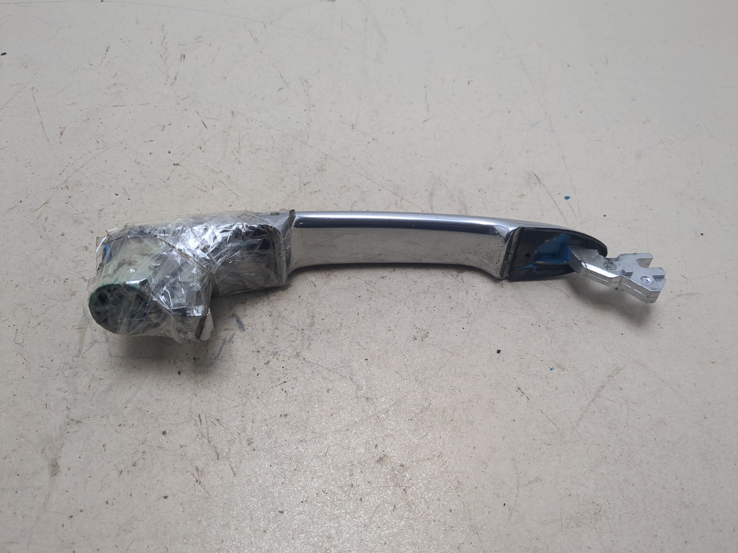 Ручка двери наружная