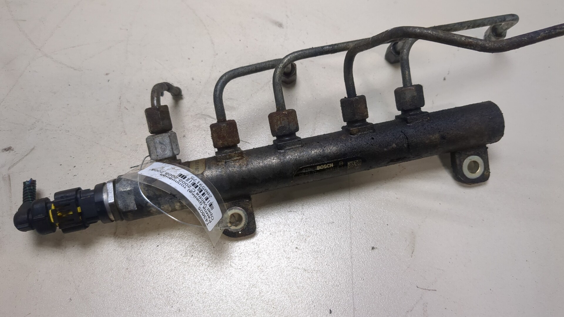 Рейка топливная (рампа)