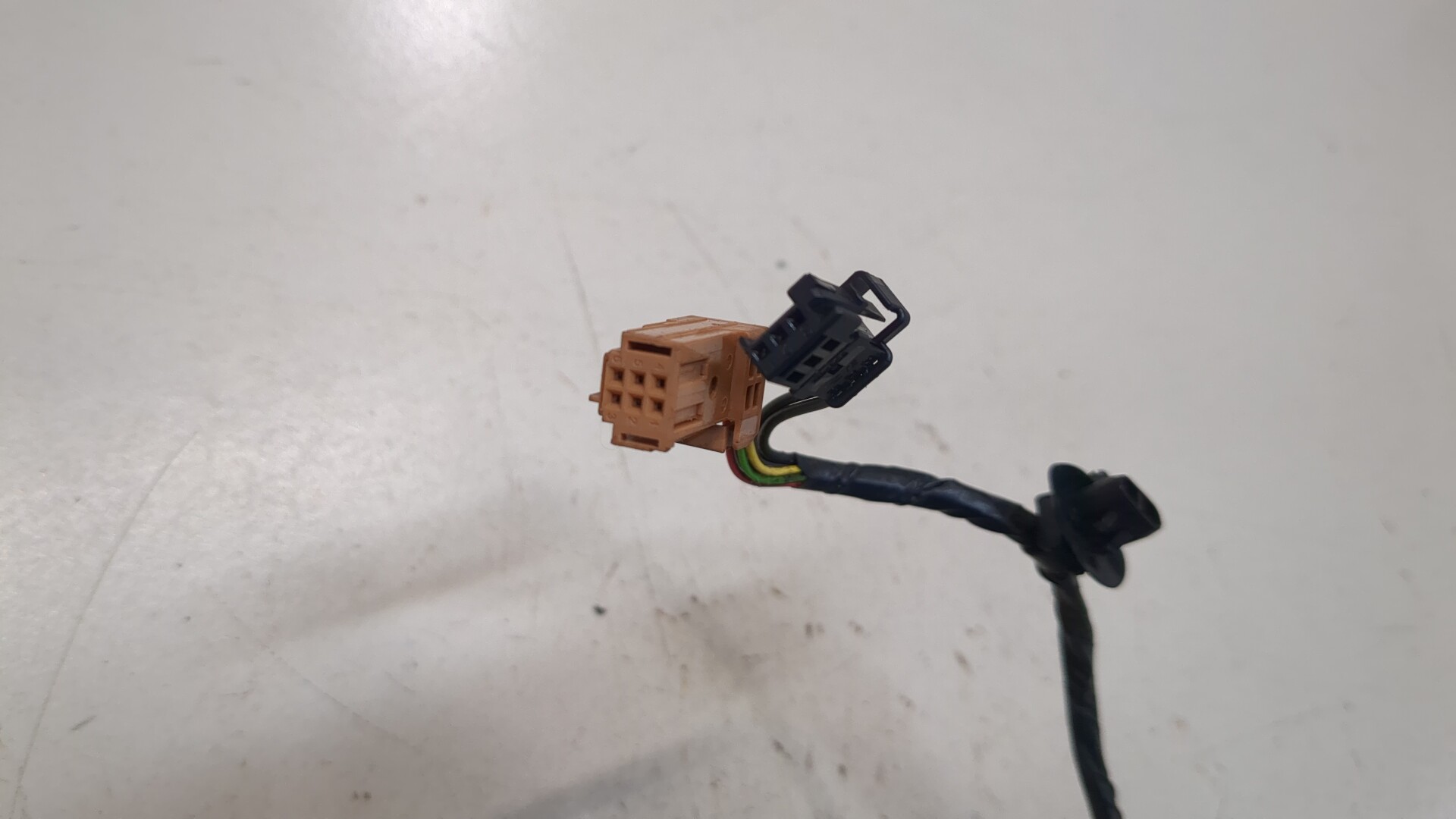 Зеркало правое электрическое