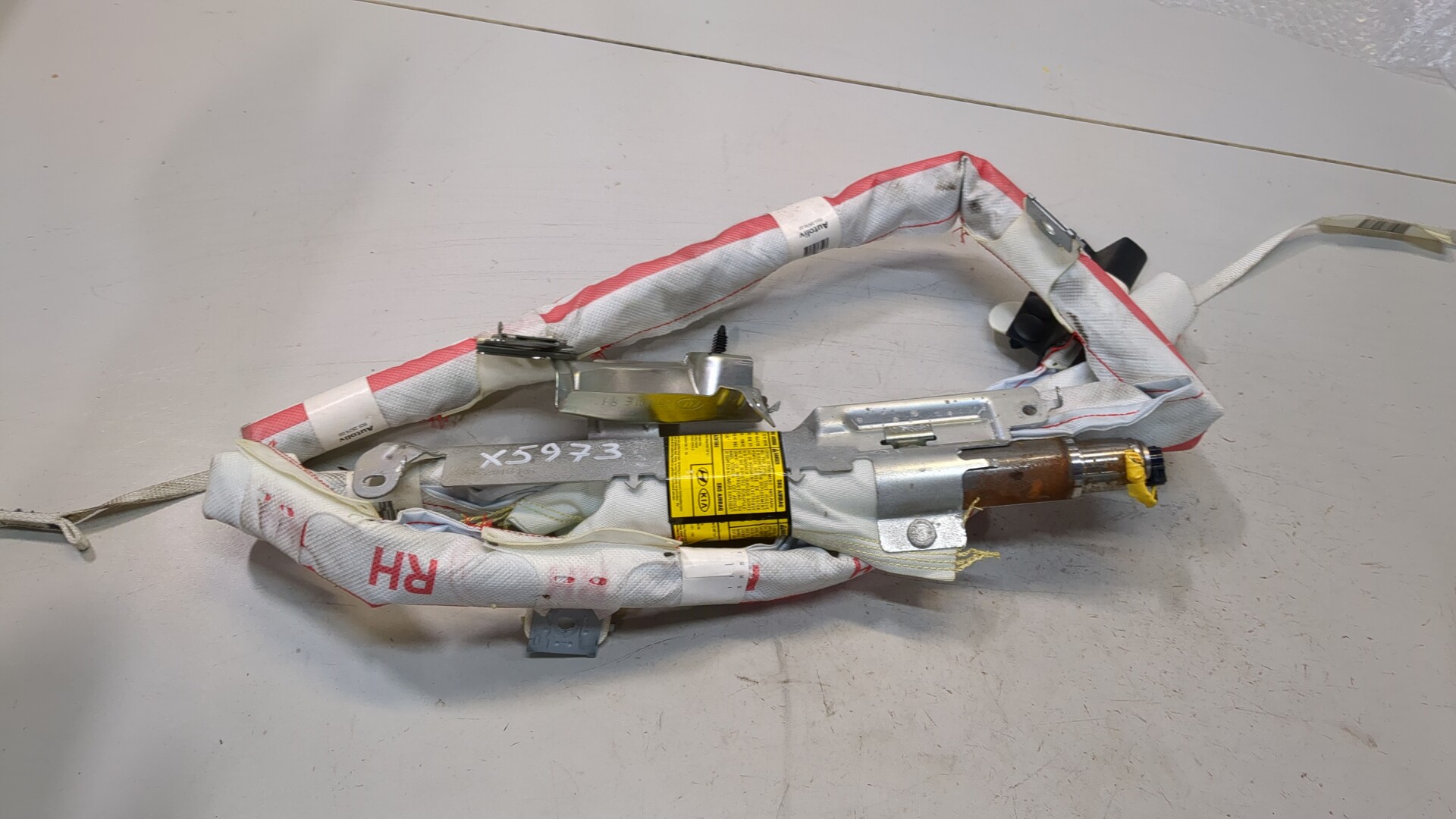 Подушка безопасности боковая (шторка)