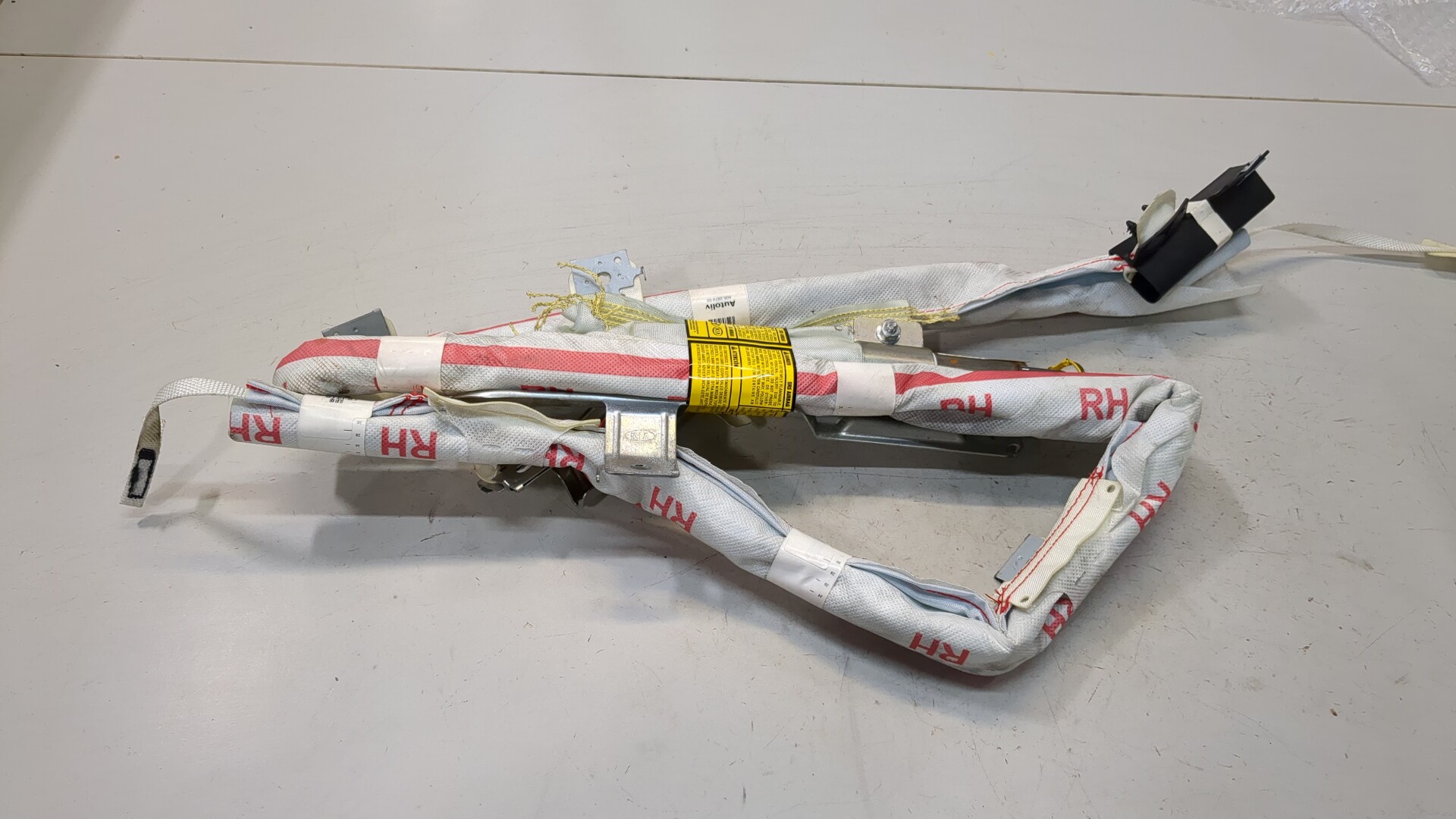 Подушка безопасности боковая (шторка)