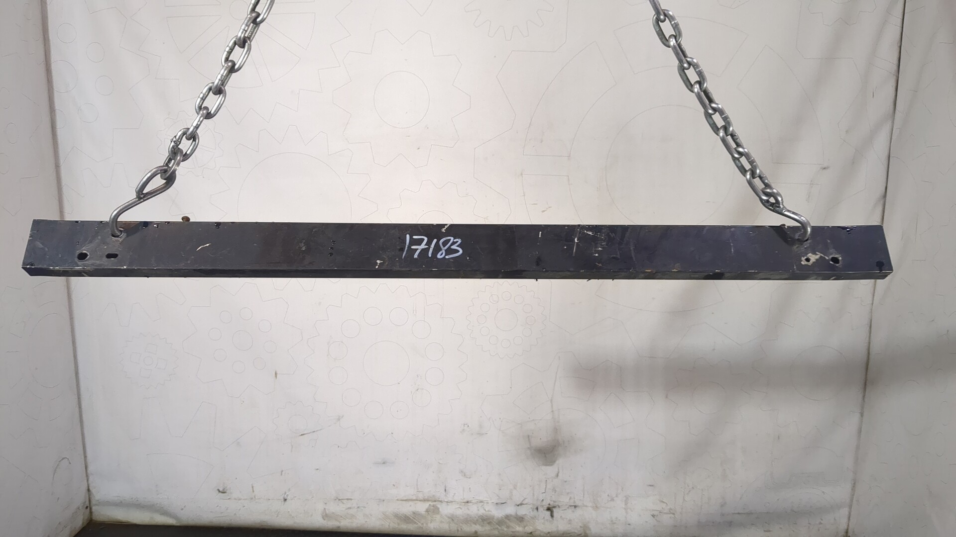 Усилитель переднего бампера