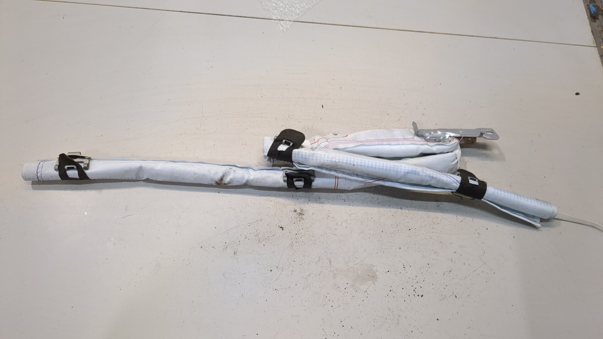 Подушка безопасности боковая (шторка)