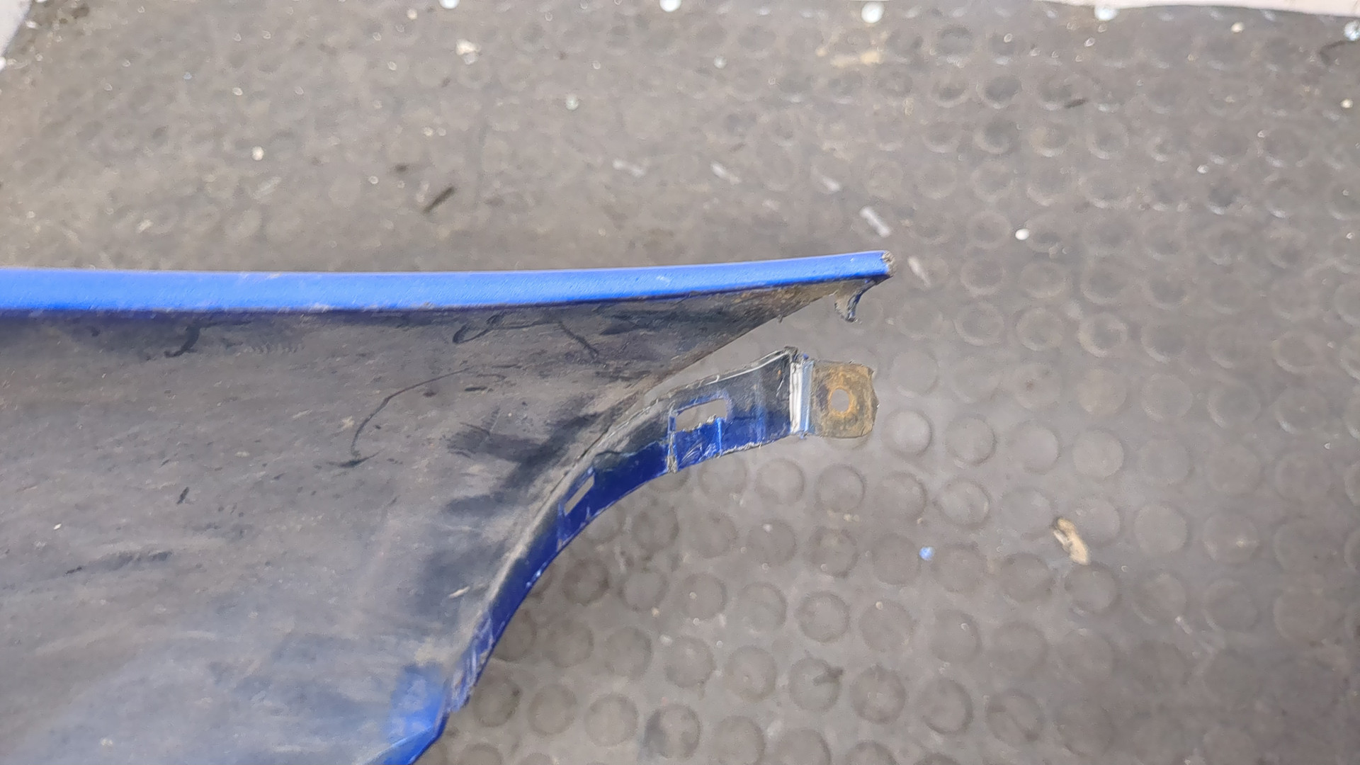 Бампер передний