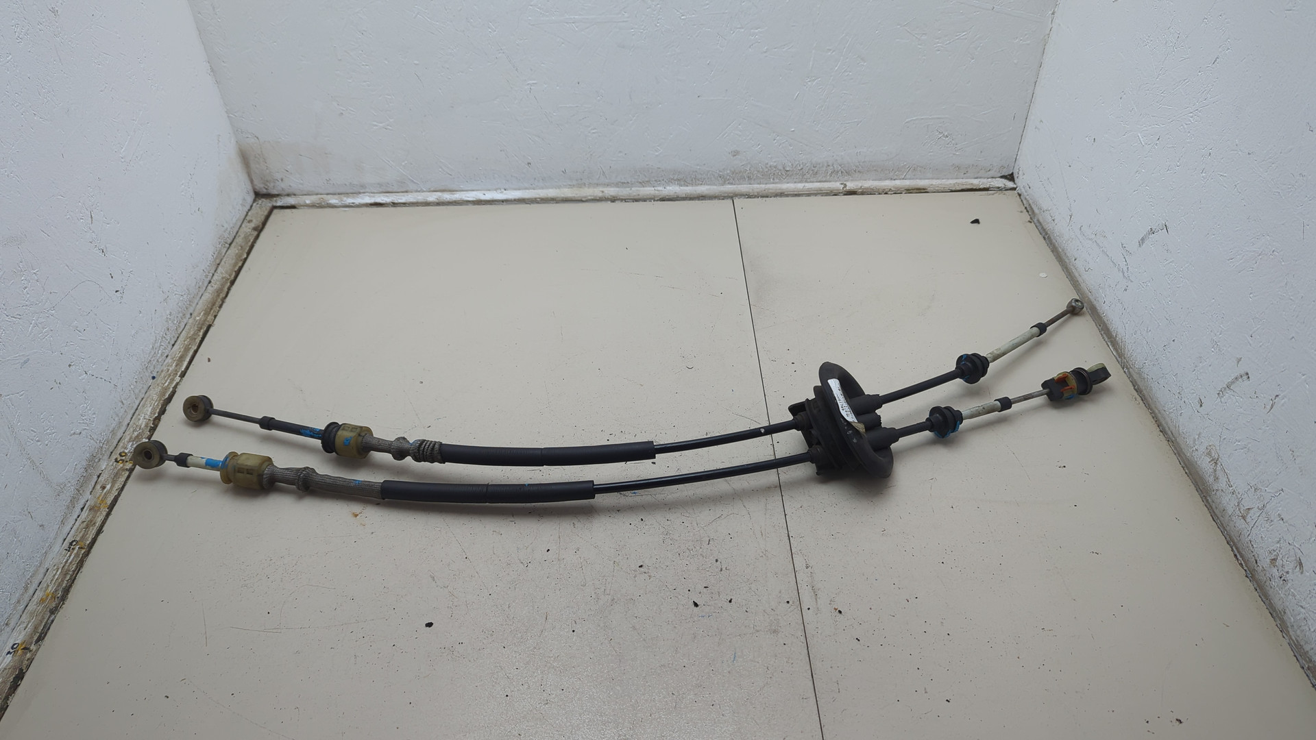 Трос КПП (выбора/переключения передач)