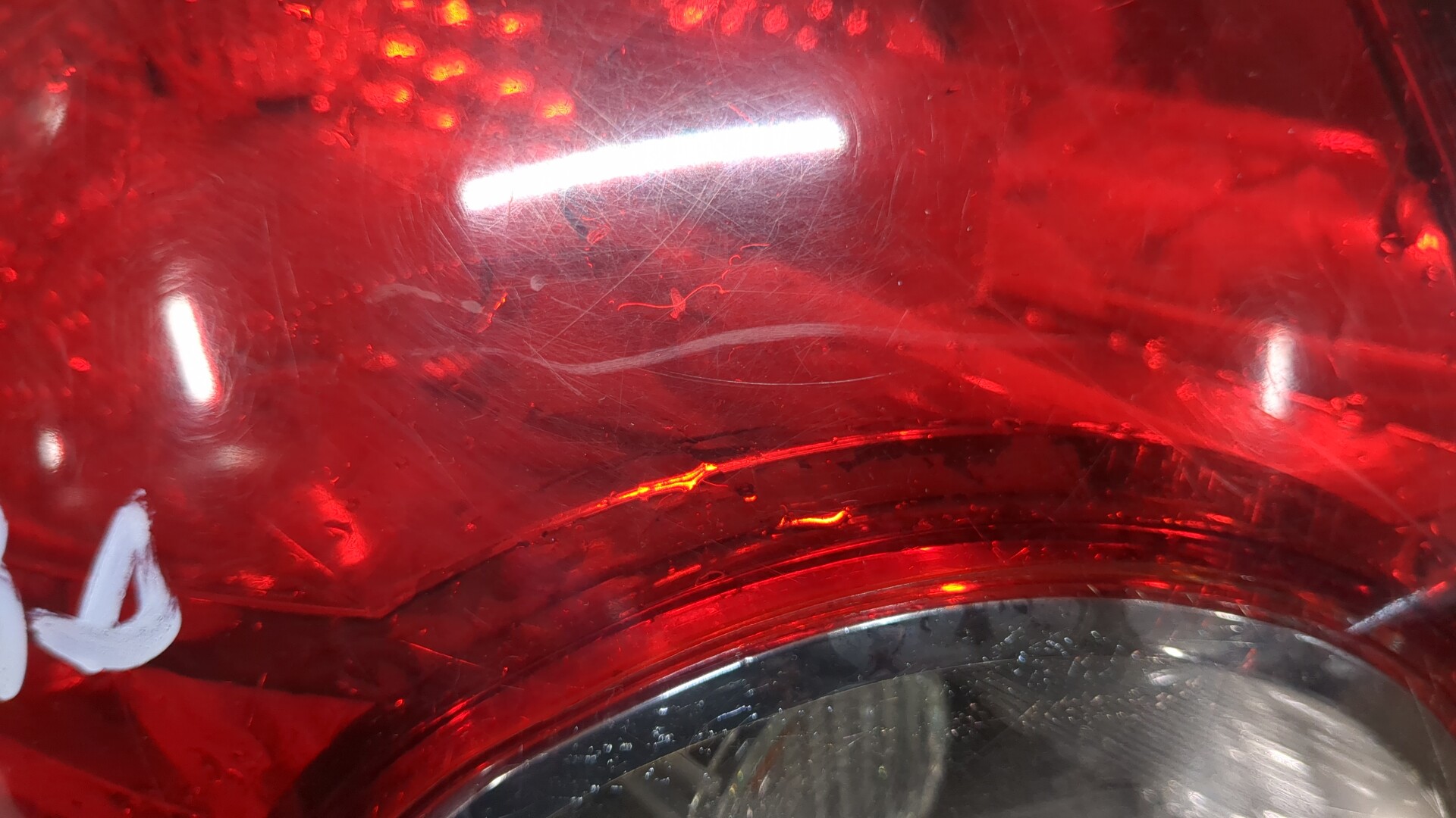 Фонарь задний левый