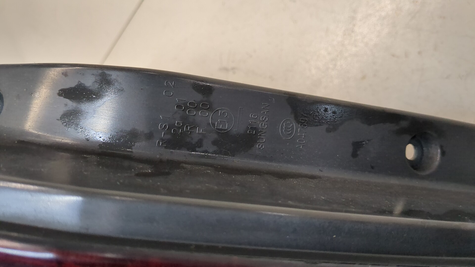 Фонарь задний левый