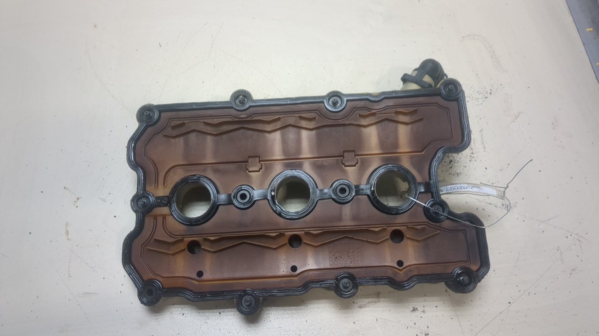 Крышка клапанная ГБЦ