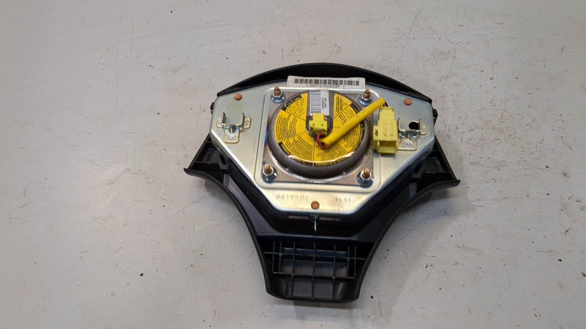 Подушка безопасности в рулевое колесо