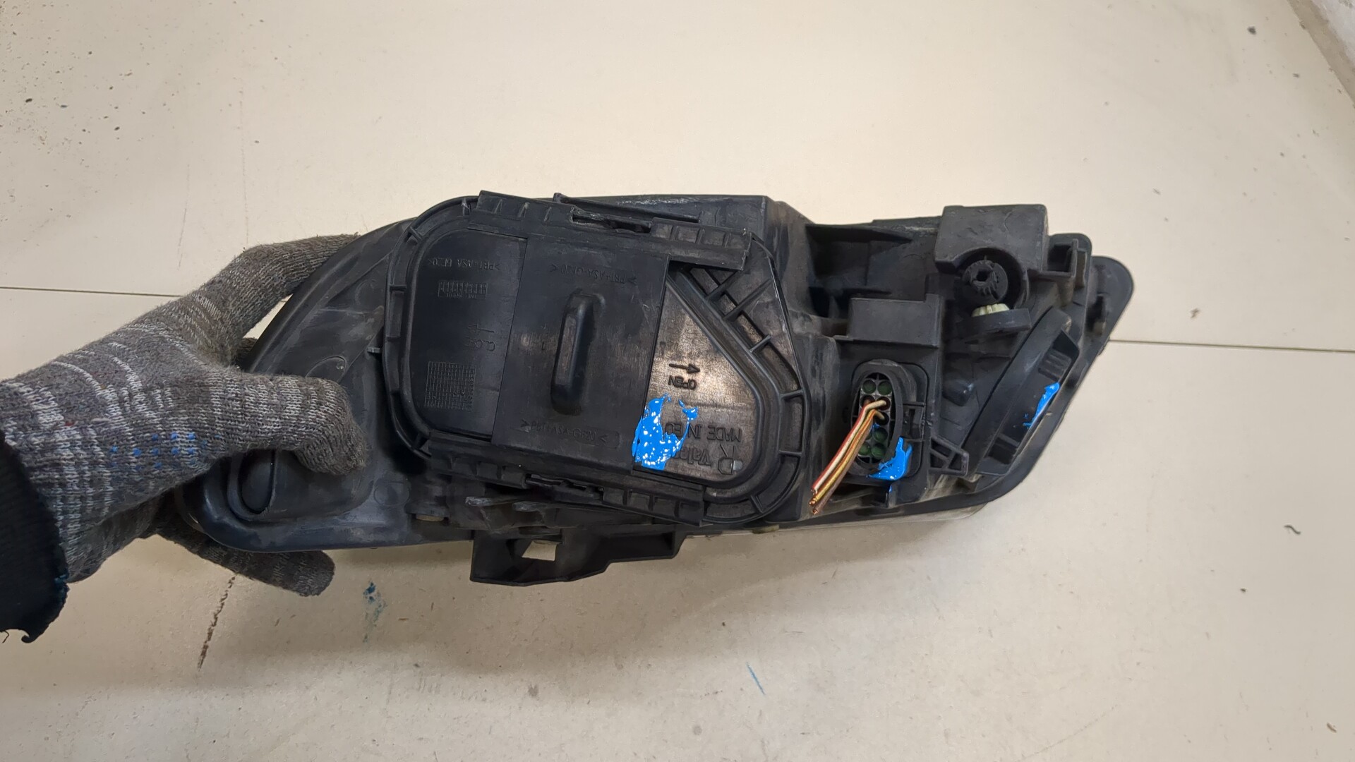 Фара правая