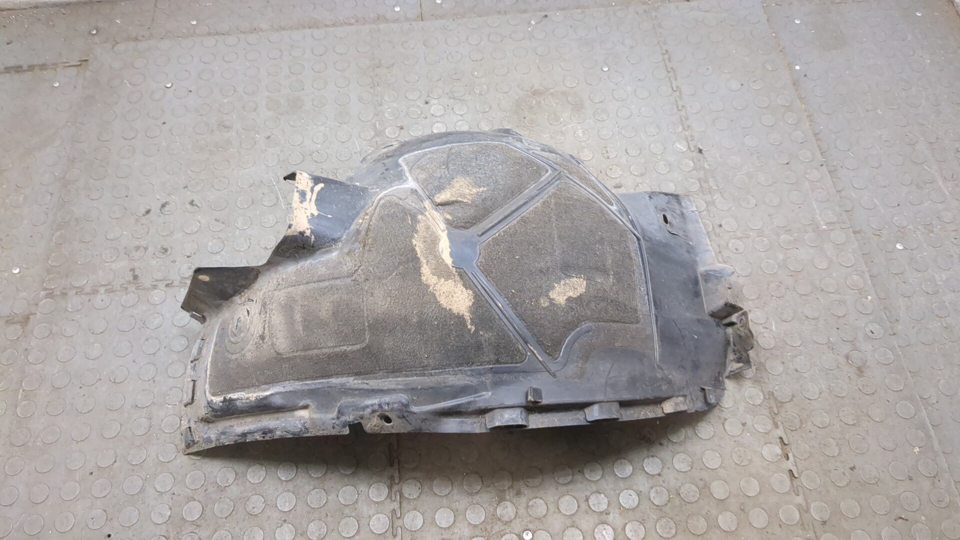 Локер передний левый