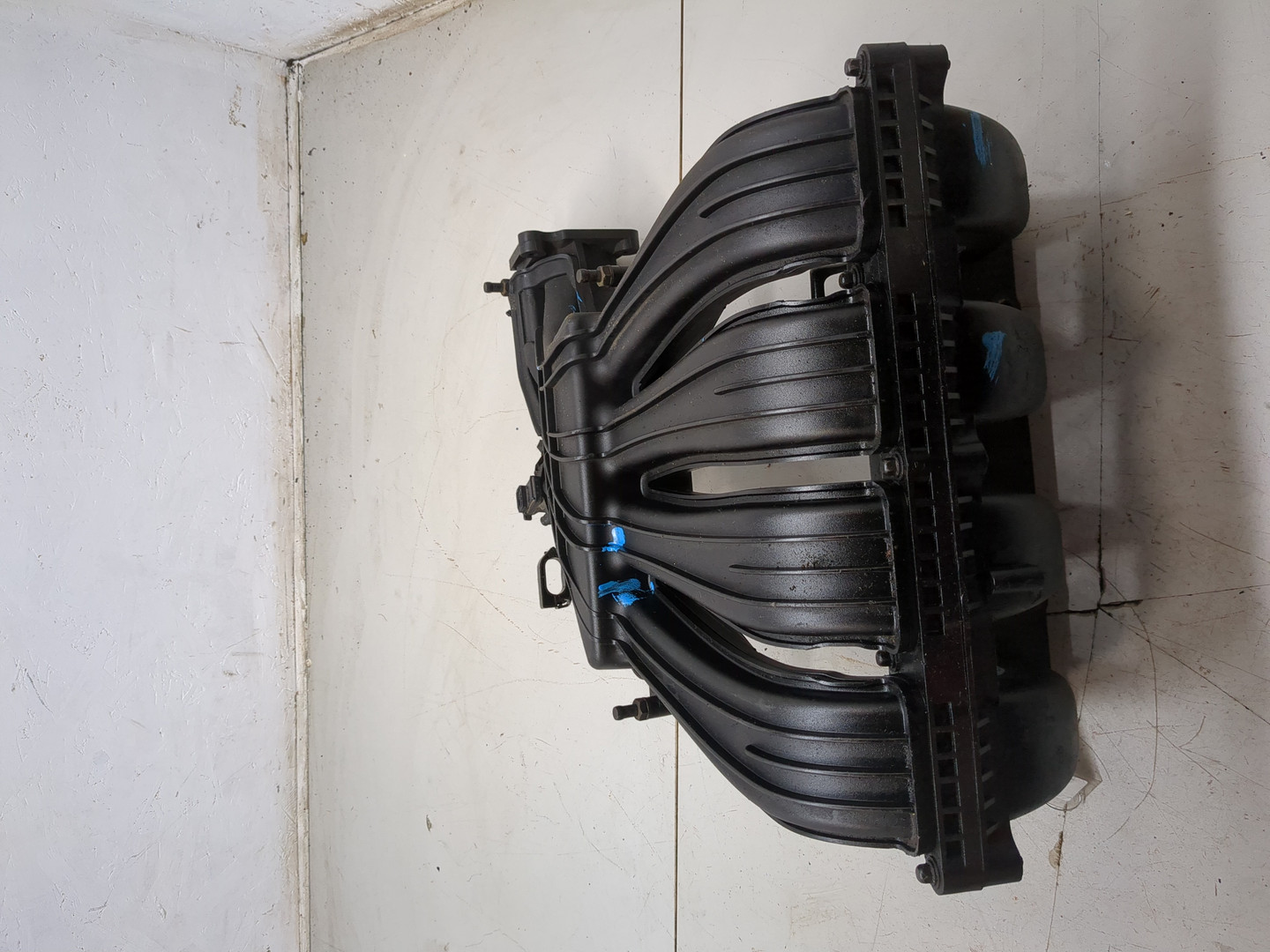 Коллектор впускной