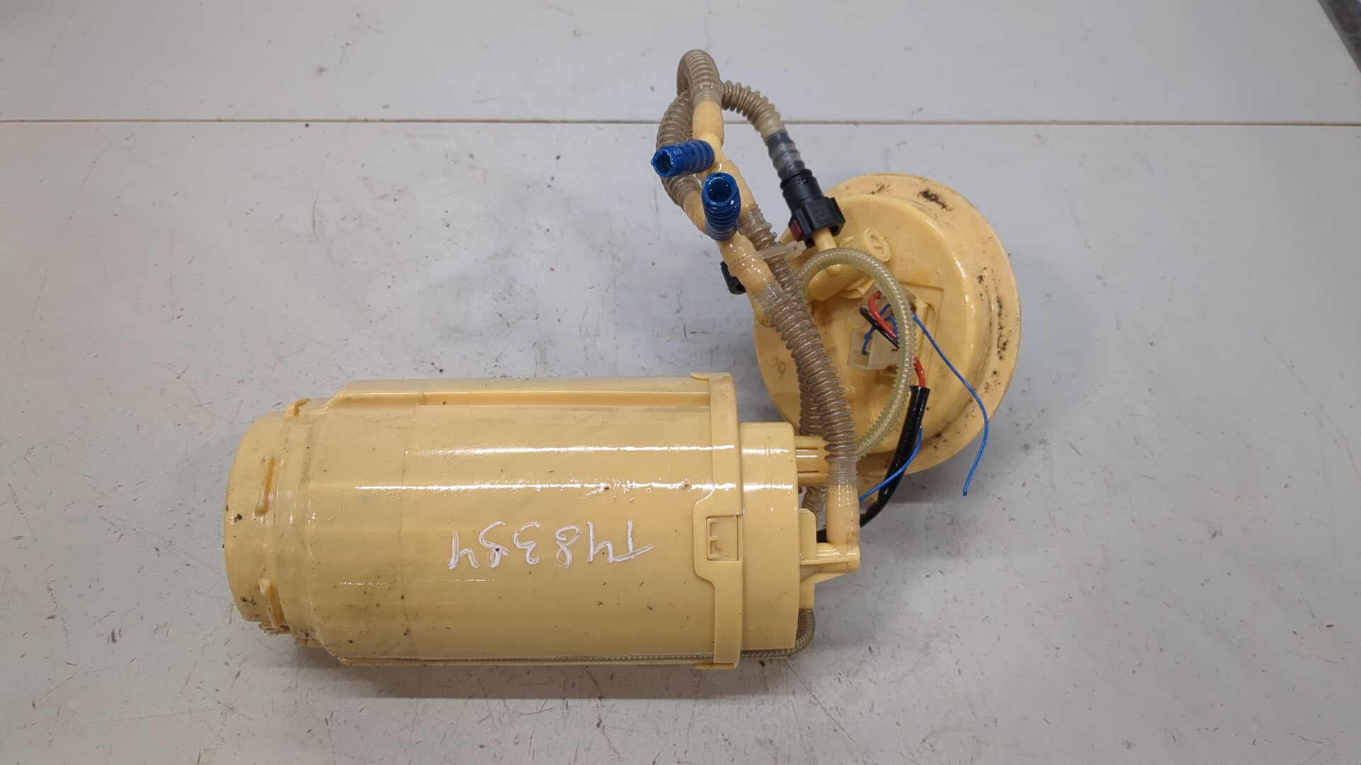 Насос топливный электрический