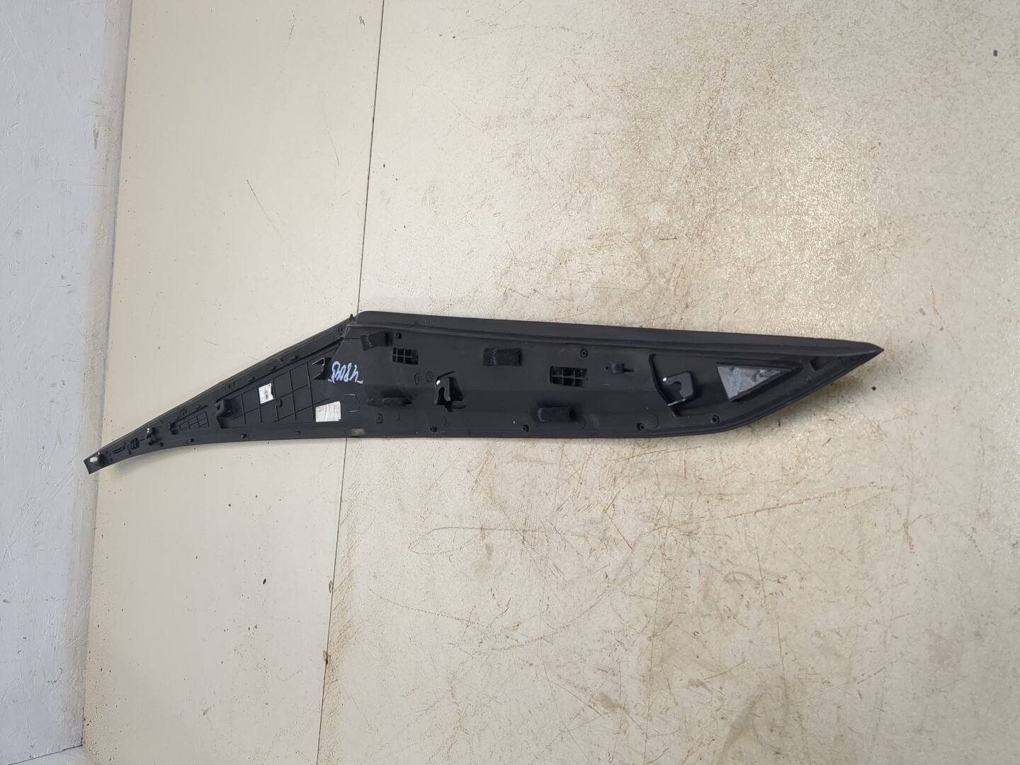 Накладка (кузов наружные)