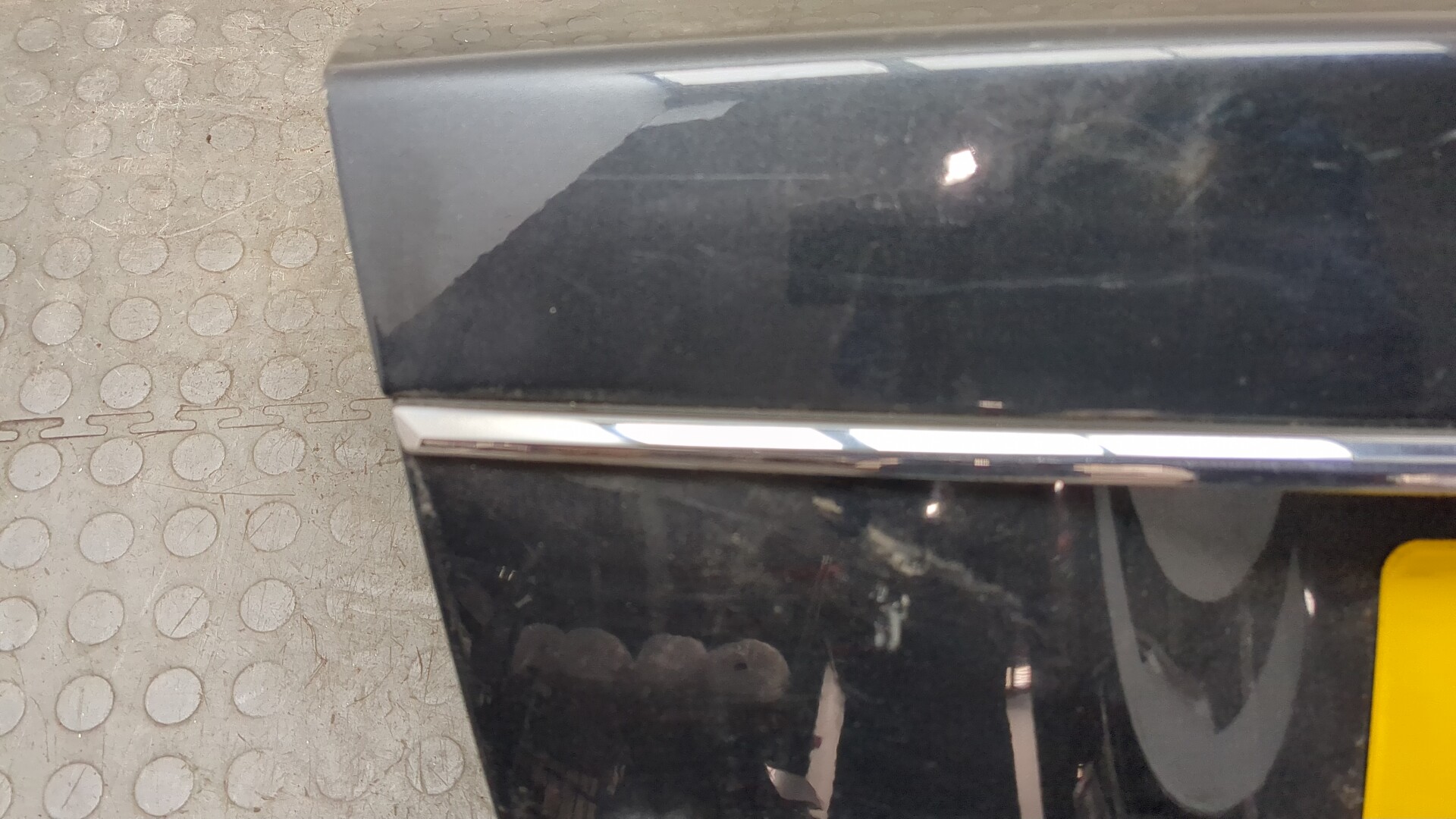 Дверь багажника