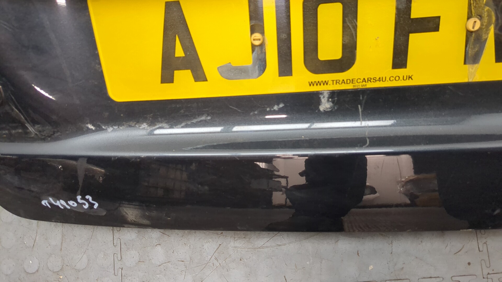 Дверь багажника