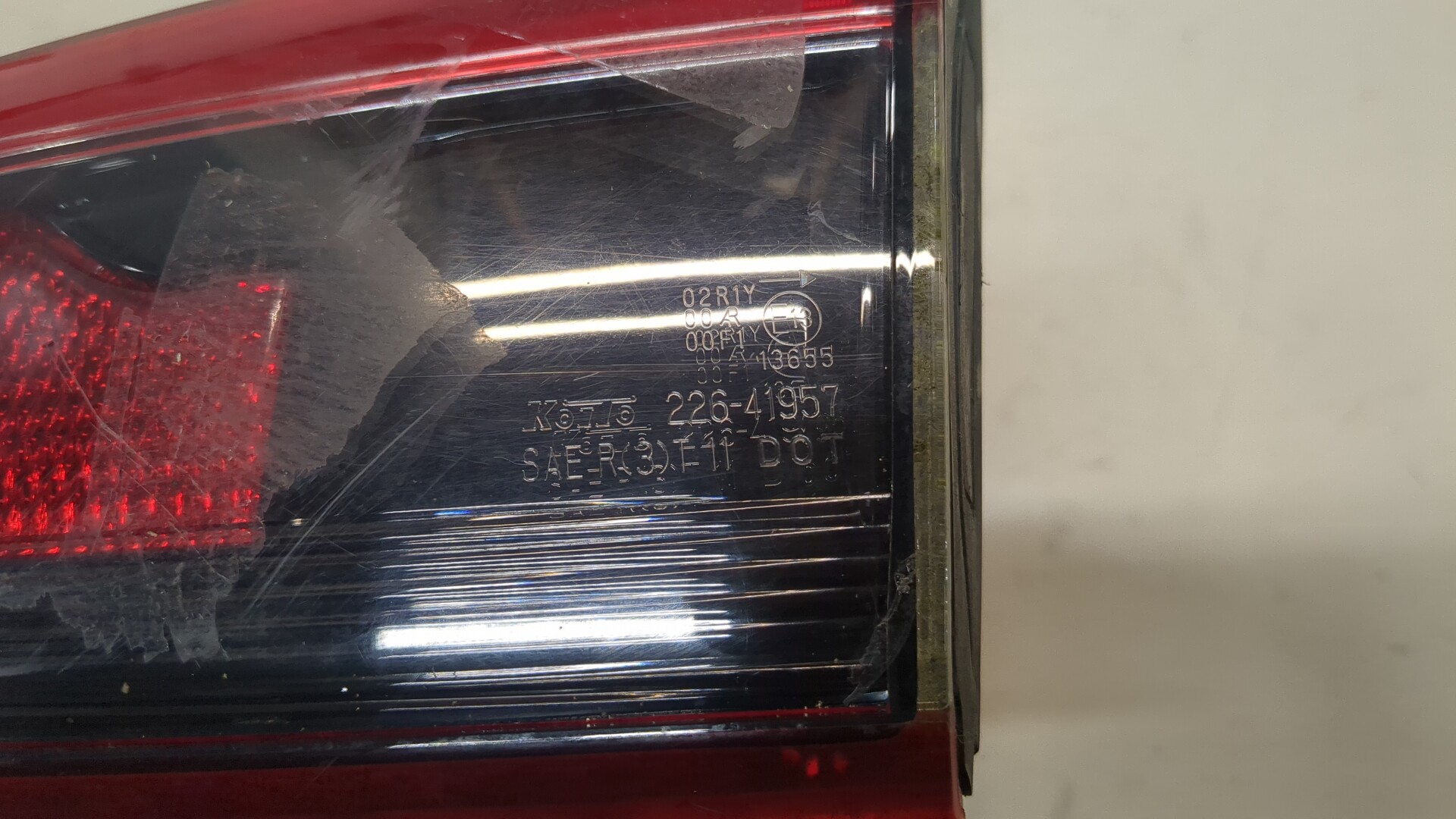 Фонарь задний внутренний правый