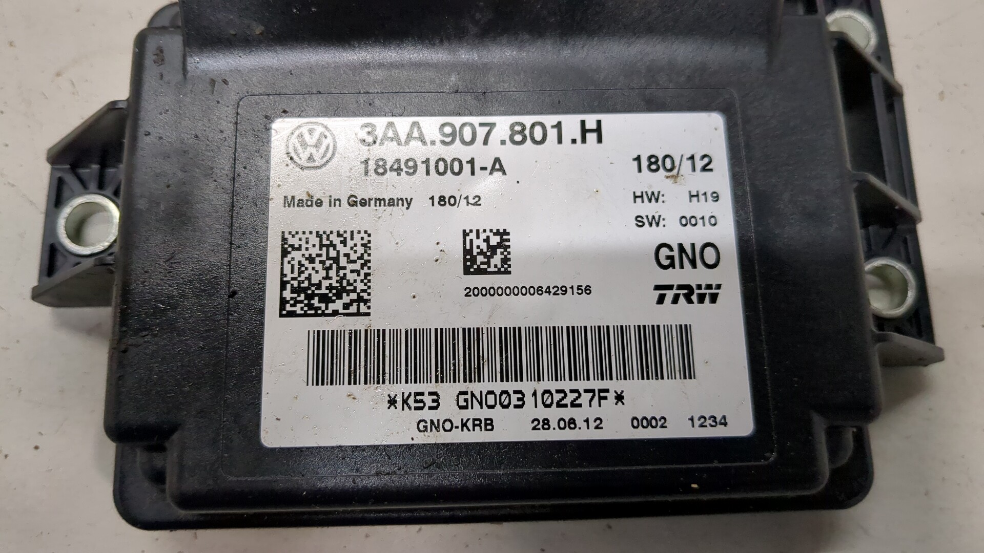 Блок управления парковочным тормозом