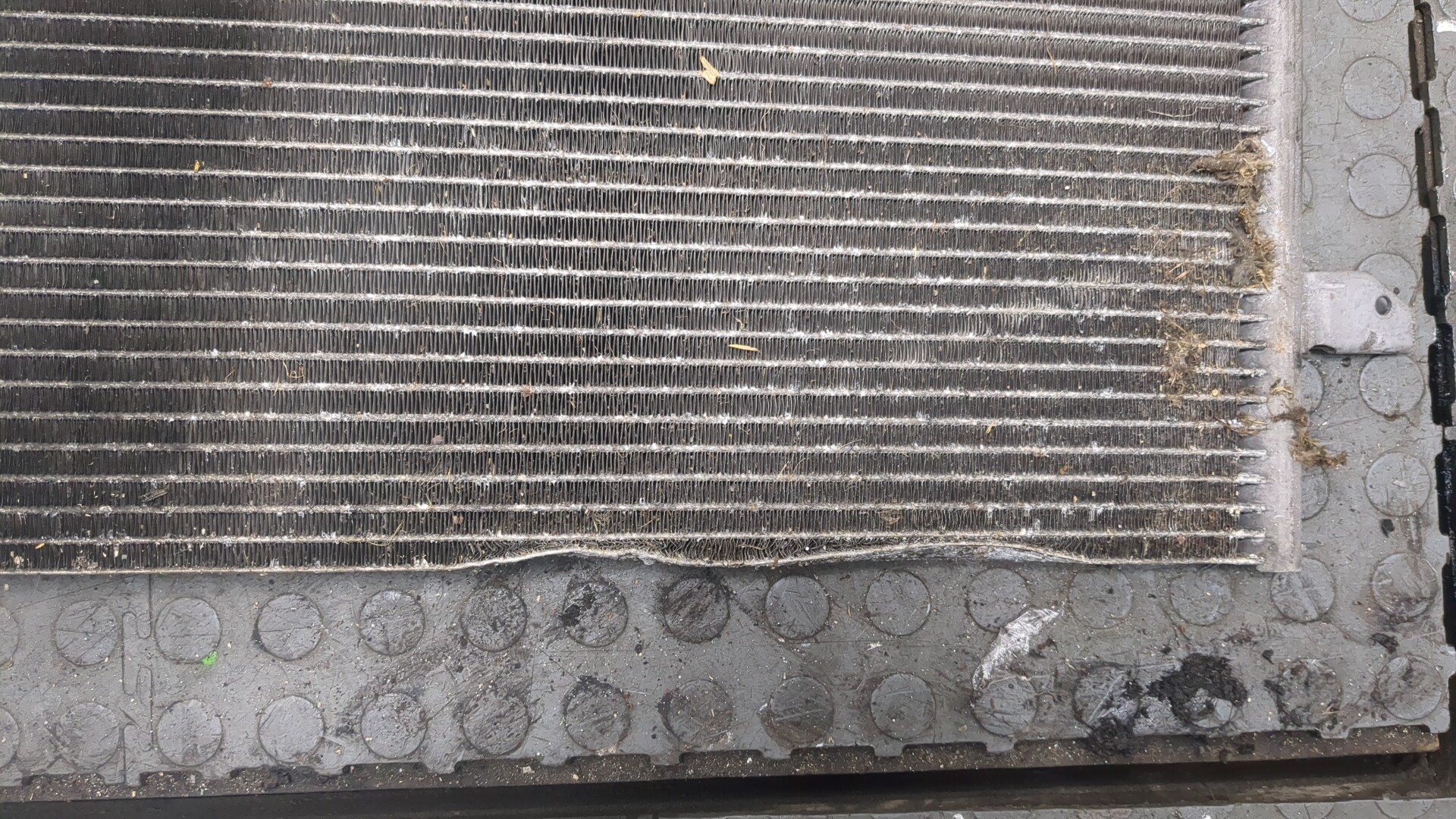 Радиатор кондиционера / конденсер