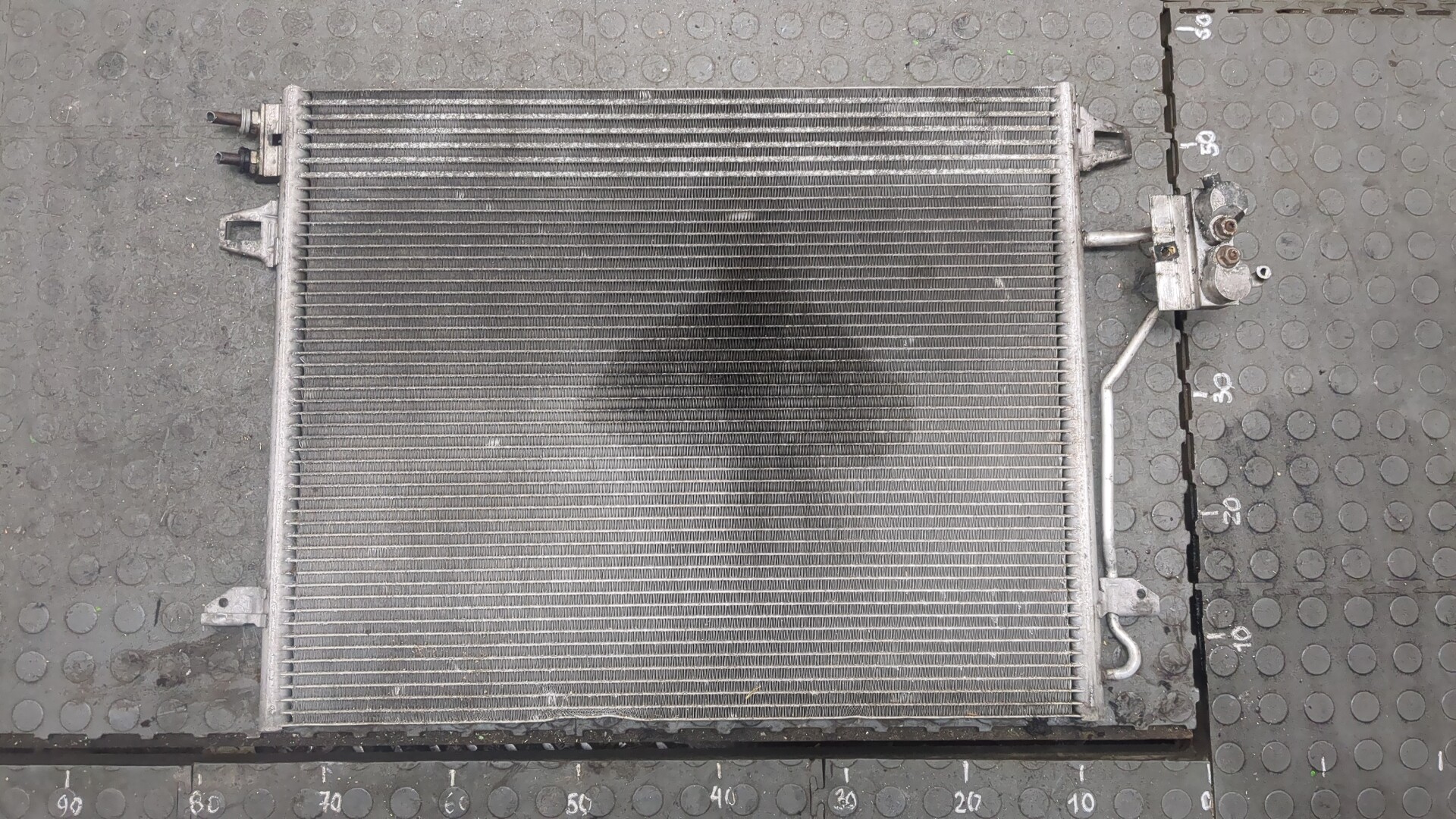 Радиатор кондиционера / конденсер