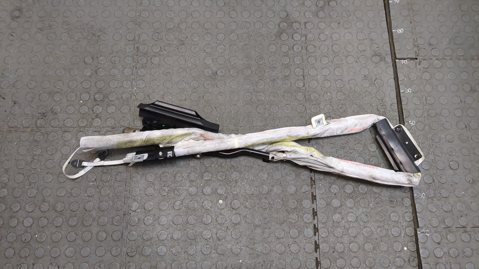 Подушка безопасности боковая (шторка)