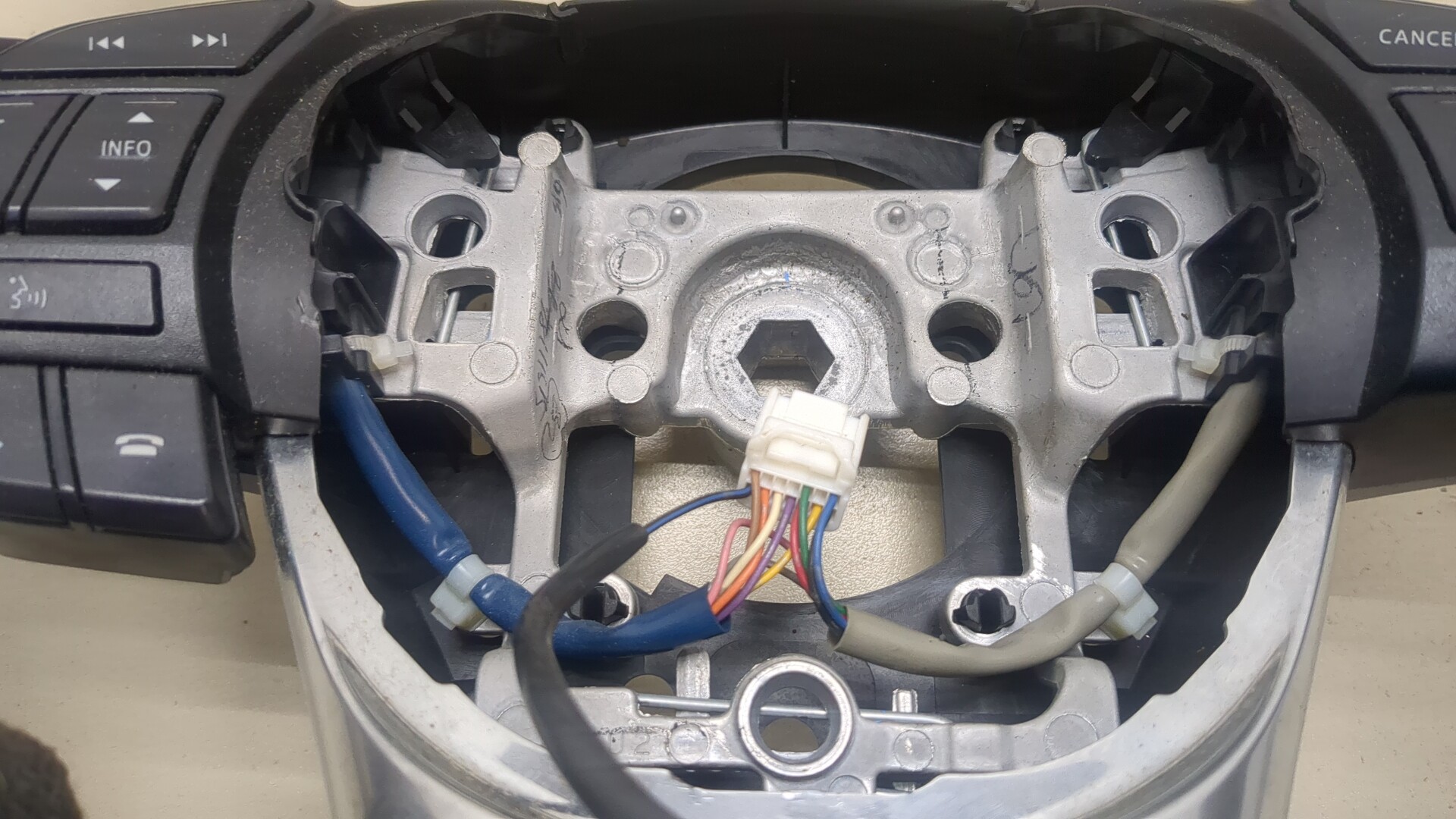 Рулевое колесо (руль)