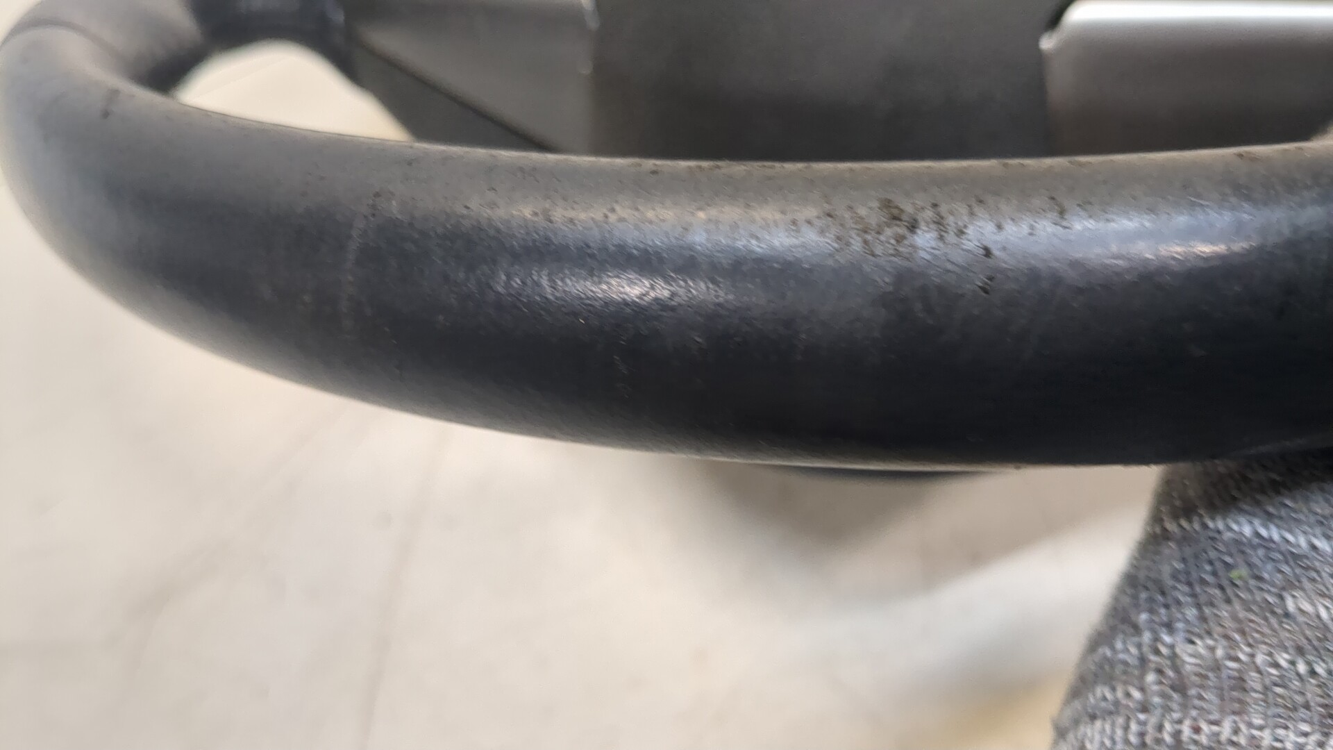 Рулевое колесо (руль)