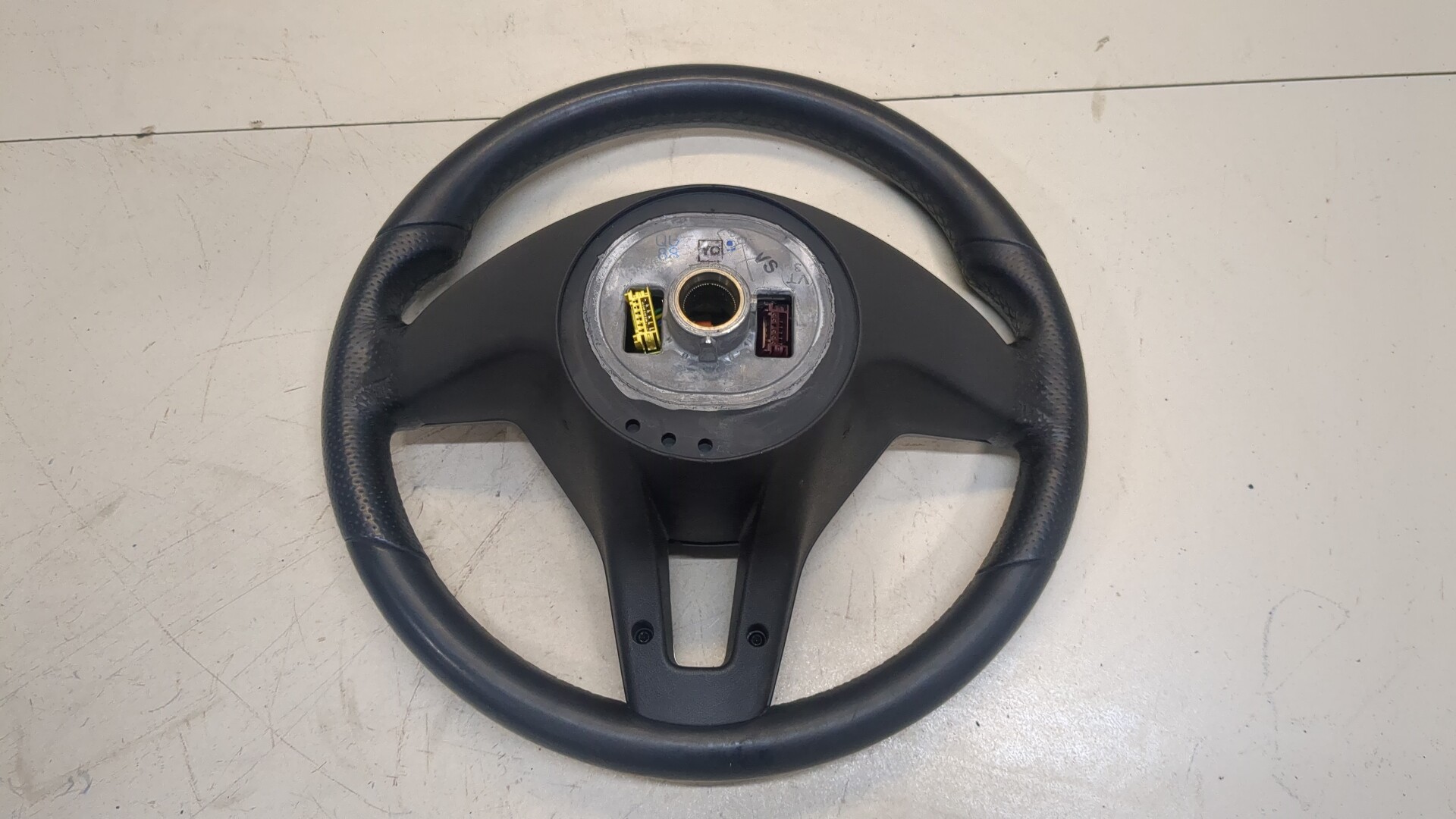 Рулевое колесо (руль)