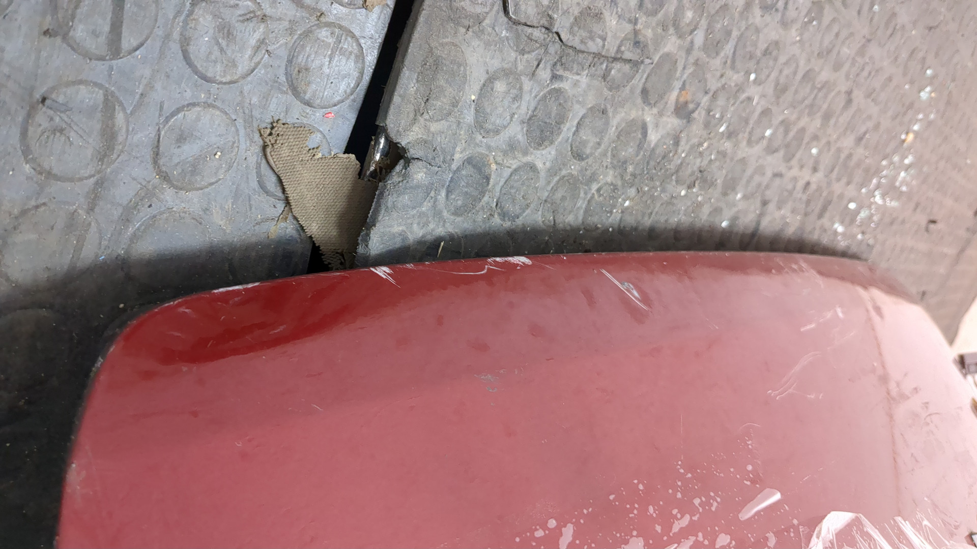 Дверь багажника