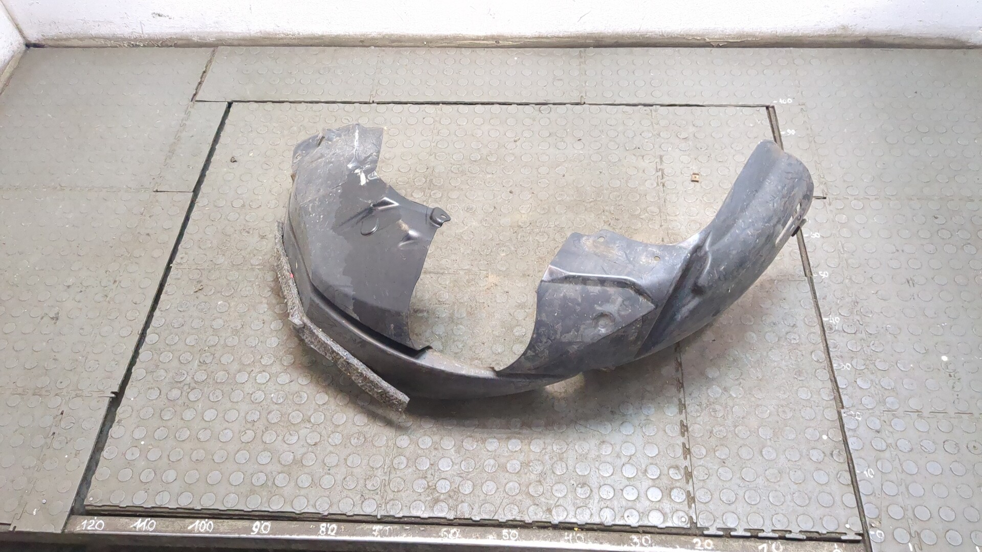 Локер передний правый