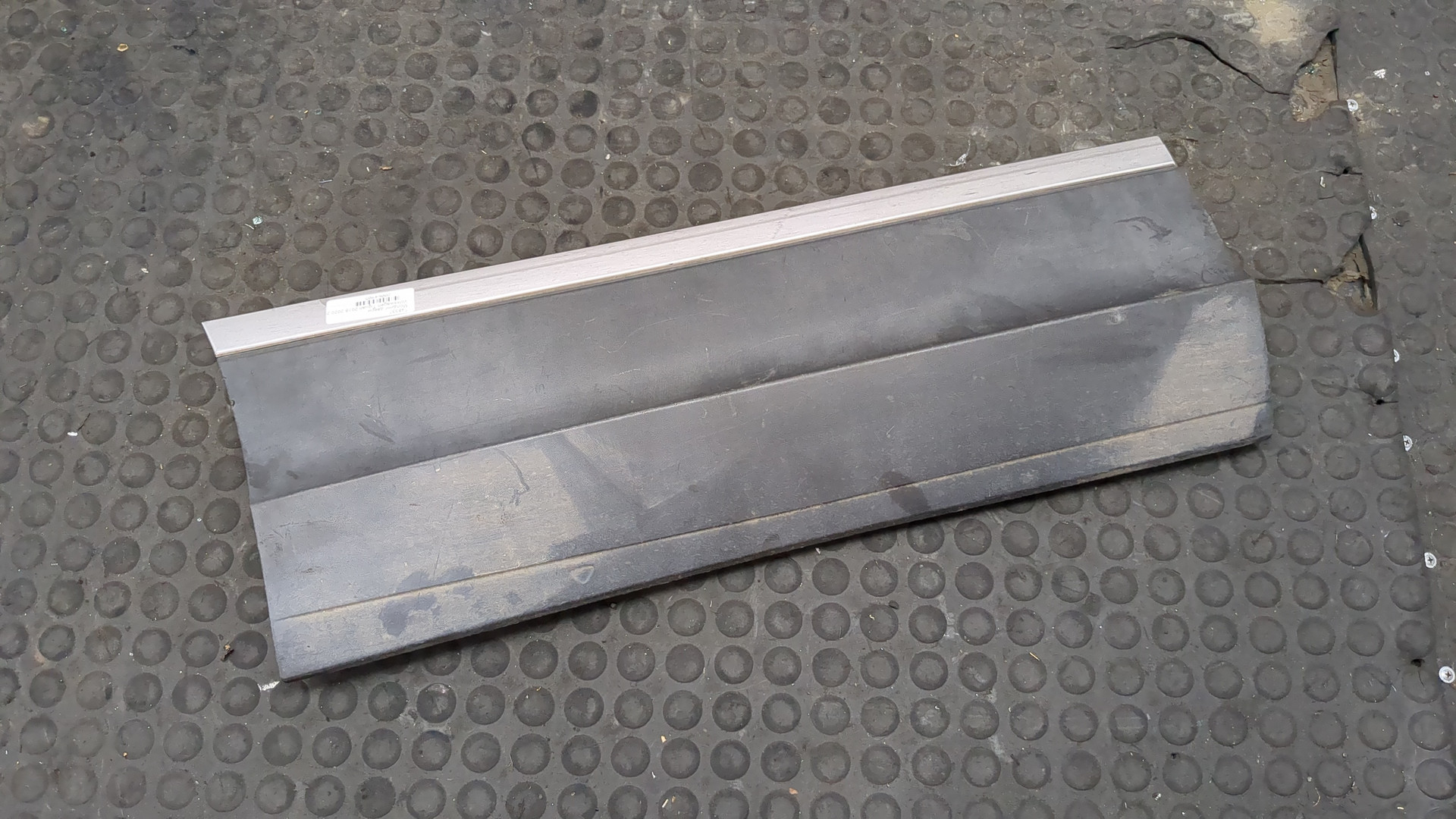 Молдинг двери