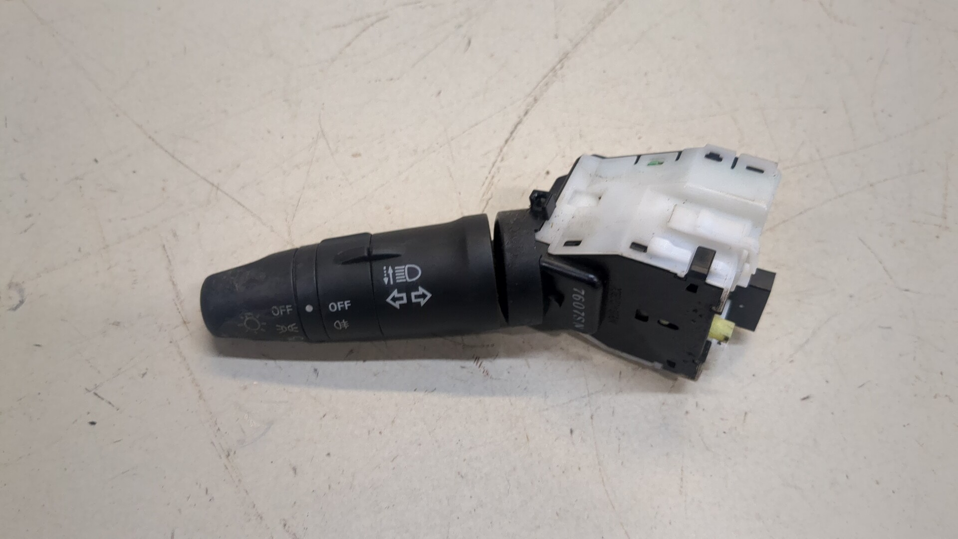 Переключатель поворотов подрулевой